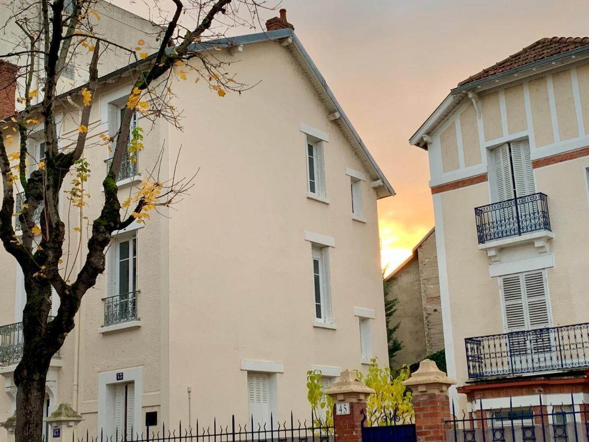 La Villegiature Vichy Exterior photo